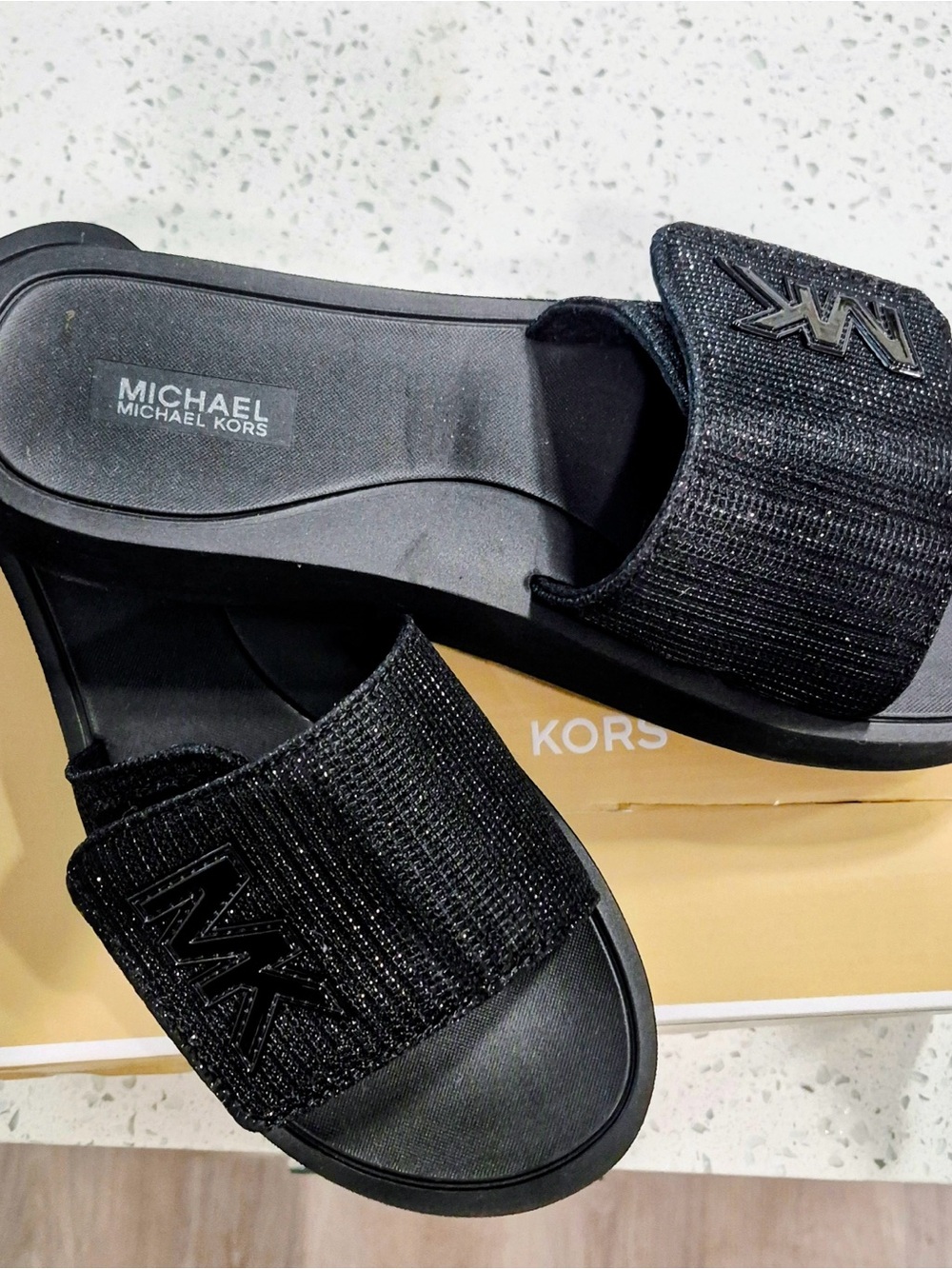 Bran new MICHAEL Michael Kors Black Slip-On Slide Sandals size 10